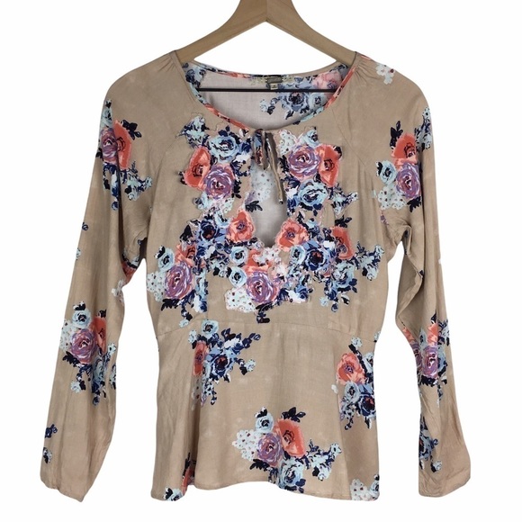 GIMMICKS by BKE Blouse Top Floral Appliqué Taupe Multicolor Boho Size Small - Picture 12 of 12